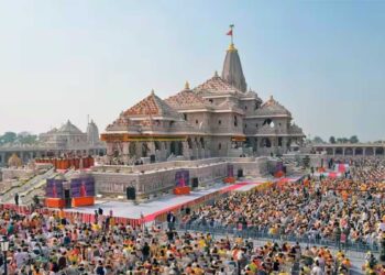 Ram Mandir Donation Case: बैंक ऑफ बड़ौदा को पुलिस का नोटिस, ऑनलाइन चढ़ावे और आरोपियों के खातों को लेकर सामने आई बड़ी जानकारी
