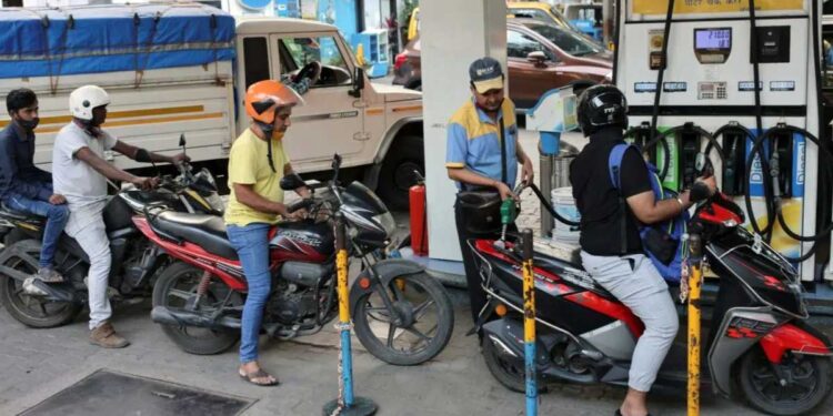 भारत में Energy Crisis का खतरा? रिपोर्ट में दावा- सिर्फ 5 दिन का Strategic Oil Reserve बचा, जानिए कितनी है सच्चाई