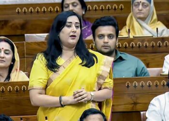 Anti-Paper Leak Bill पर Lok Sabha में गरमाई बहस, बांसुरी स्वराज ने UPA काल के 22 Paper Leak मामलों का किया जिक्र