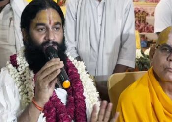 Ram Mandir Donation Row: चंपत राय के बचाव में उतरे संत, बोले- 'SIT रिपोर्ट आने से पहले किसी को दोषी ठहराना ठीक नहीं'