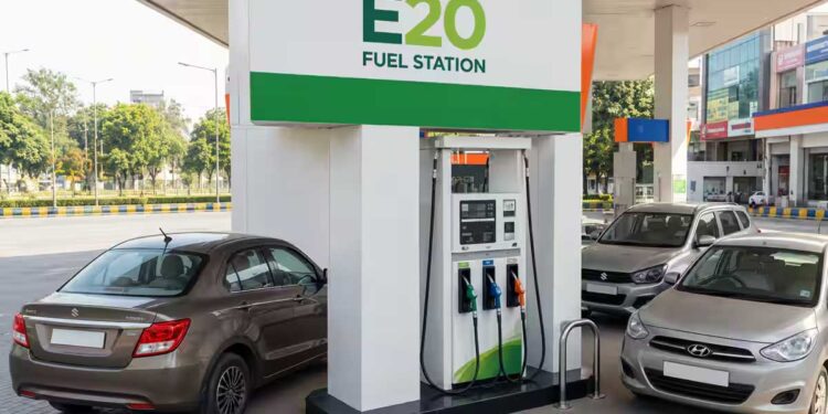 E20 Petrol Survey: आधे से ज्यादा लोगों ने जताई नाराजगी, NDA समर्थकों ने भी खड़े किए सवाल, C-Voter के आंकड़ों ने बढ़ाई चिंता