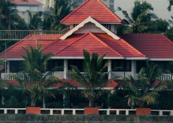 UP RERA Update: घर खरीदारों के लिए बड़ी खुशखबरी! ज्यादा GST वसूला तो मिलेगा रिफंड, जानिए कैसे करें क्लेम