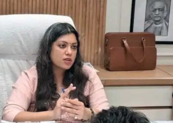 Noida DM Medha Rupam ने इलाहाबाद हाईकोर्ट में मांगी बिना शर्त माफी, जानें क्या था पूरा मामला
