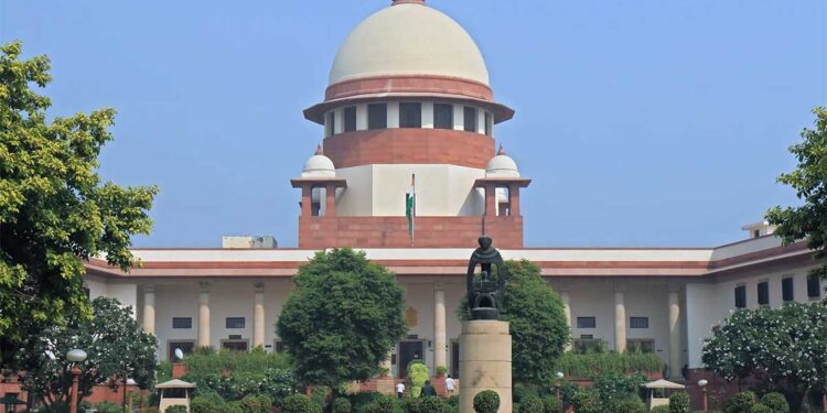 CBSE OSM विवाद पर Supreme Court सख्त, छात्रों की निराशा पर जताई चिंता, केंद्र और बोर्ड से मांगी सुधार रिपोर्ट