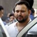 Bihar Politics: घायल छात्रों से मिले तेजस्वी यादव, CM सम्राट चौधरी पर साधा निशाना, आंदोलन की दी चेतावनी