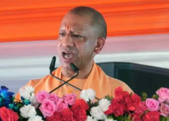 Mainpuri Rally: CM योगी का सपा पर तीखा हमला, बोले- 'पहले मैनपुरी का नाम सुनकर घबराते थे लोग, अब बदली पहचान'