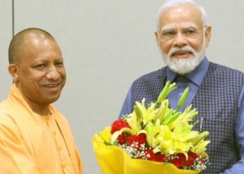 PM Modi ने 'Mann Ki Baat' में की UP मॉडल की तारीफ, 'एक पेड़ मां के नाम' अभियान को बताया ऐतिहासिक