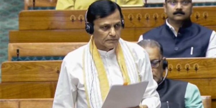 Birth Certificate Rules Changed: संसद से पास हुआ नया Bill, अब जन्म-मृत्यु रजिस्ट्रेशन में देरी पर होंगे सख्त नियम