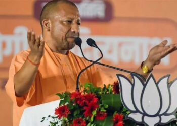 CM Yogi Ambedkarnagar Visit: 706 करोड़ की 194 परियोजनाओं की सौगात, सड़क, बिजली और पेयजल को मिलेगी नई रफ्तार