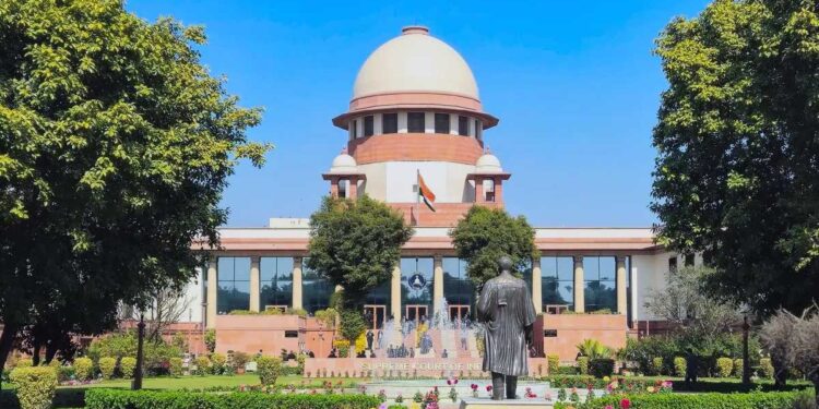 Supreme Court की सख्ती! जंतर-मंतर पर Protest को लेकर केंद्र से मांगा जवाब, नई जगह तय करने की मांग