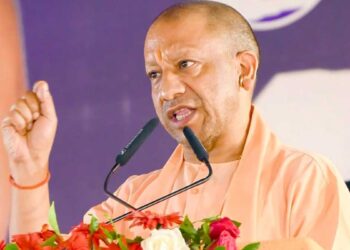 रक्षाबंधन से पहले योगी सरकार का बड़ा तोहफा! PRD जवानों का भत्ता बढ़कर ₹600, हर साल ₹5 लाख तक Cashless इलाज