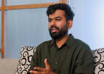 IIT Bombay में छात्र की मौत से हड़कंप, Exam में ChatGPT इस्तेमाल के बाद क्या हुआ? CJP फाउंडर ने उठाया बड़ा सवाल