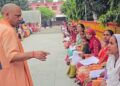 Gorakhpur में CM Yogi का जनता दर्शन, करीब 150 लोगों की सुनी फरियाद; इलाज से पेंशन तक दिए निर्देश