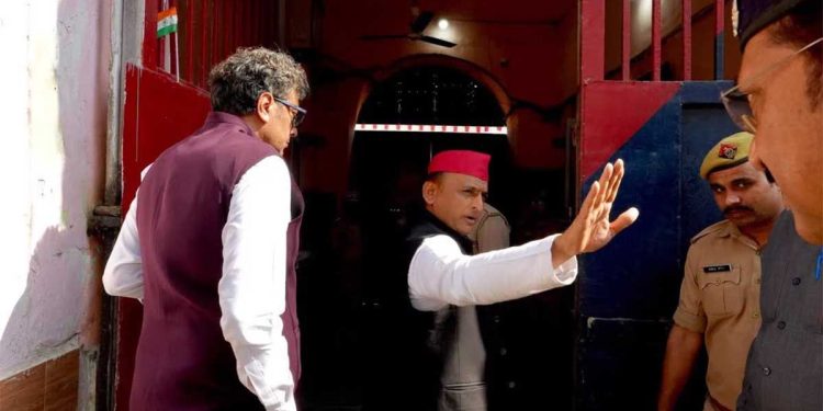 Akhilesh Yadav का बड़ा दावा: “हम लोग आजम खान का सपना पूरा करेंगे”, BJP पर लगाए गंभीर आरोप