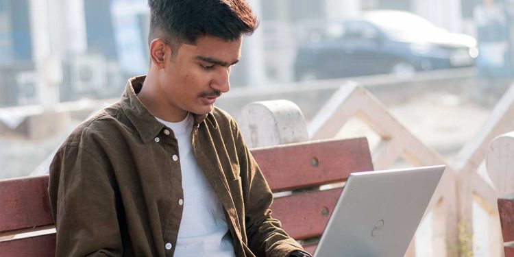 UPSSSC Recruitment 2026: यूपी में 1784 सरकारी पदों पर भर्ती का मौका, 25 रुपये में करें आवेदन; जानें पूरी डिटेल