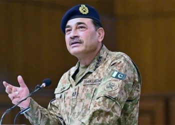Pakistan Crisis: अफगानिस्तान से PoK तक बढ़ा तनाव, आर्मी चीफ आसिम मुनीर ने भारत पर लगाए आरोप