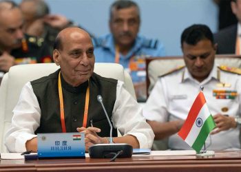 SCO Meeting में पाकिस्तान के सामने Rajnath Singh का आतंकवाद पर बड़ा संदेश! Ishaq Dar के सामने बोले- आतंकियों को पनाह देने वालों की जगह नहीं