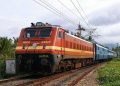 Train में तेज आवाज में फोन चलाना पड़ेगा भारी! रेलवे का नया निर्देश, ₹1,000 जुर्माना और जेल तक की नौबत